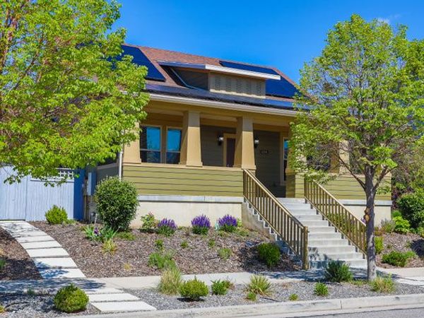 10398 S MARTINGS DR , South Jordan, UT 84009