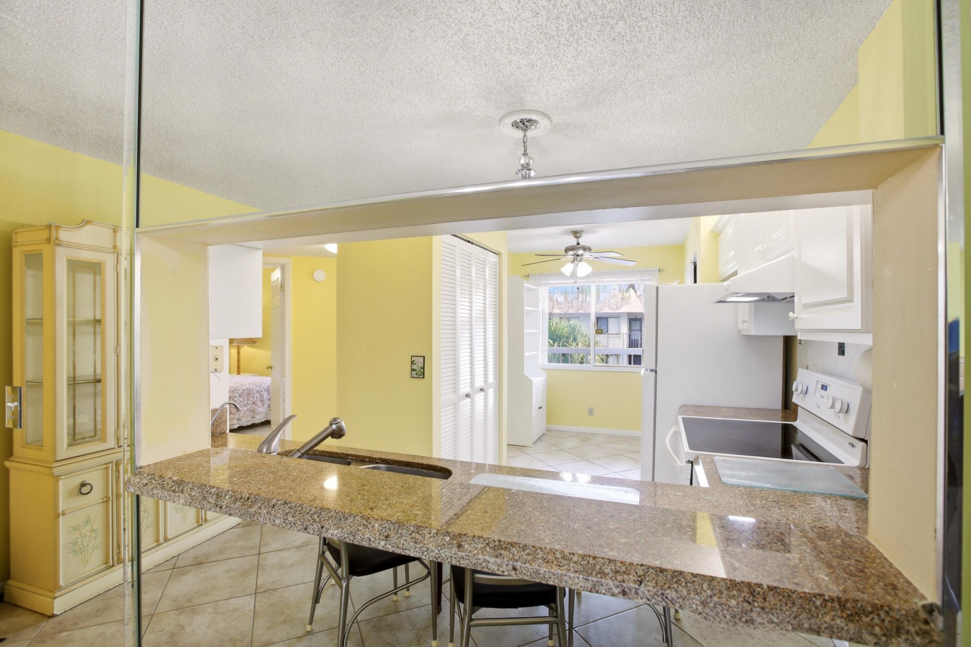 3146 Via Poinciana, Unit 407, Greenacres, FL 33467 Photo