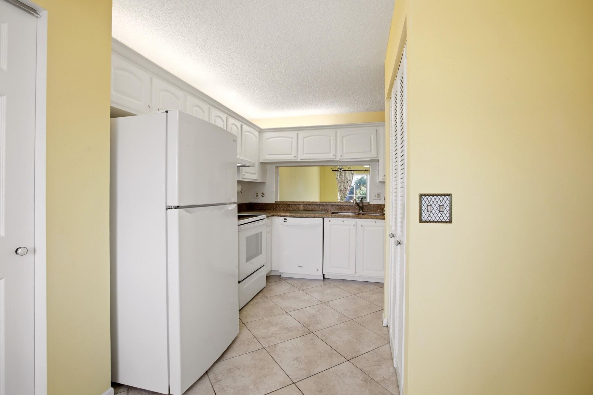 3146 Via Poinciana, Unit 407, Greenacres, FL 33467 Photo
