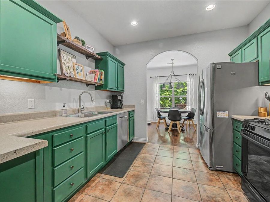 Property Image 6