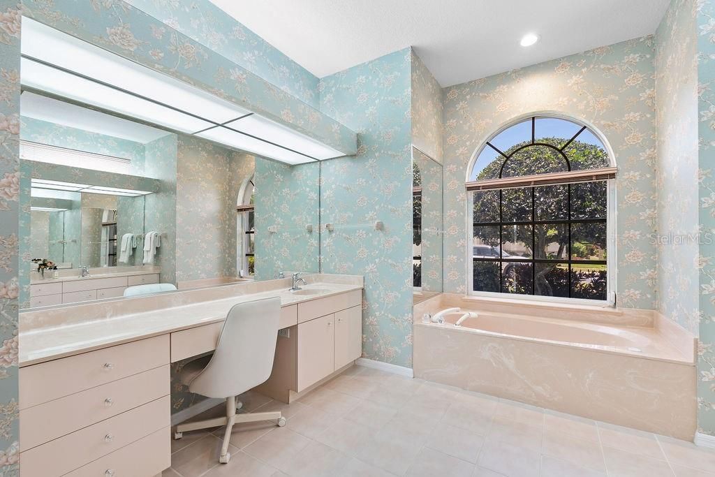 1543 Waterford Drive, Venice, FL 34292 Photo