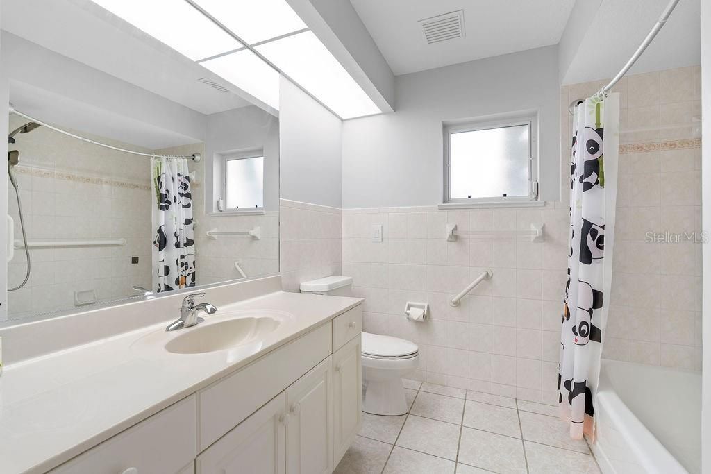 1543 Waterford Drive, Venice, FL 34292 Photo