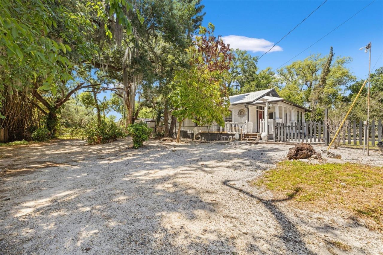 7902 N 12th Street , Tampa, FL 33604 Photo