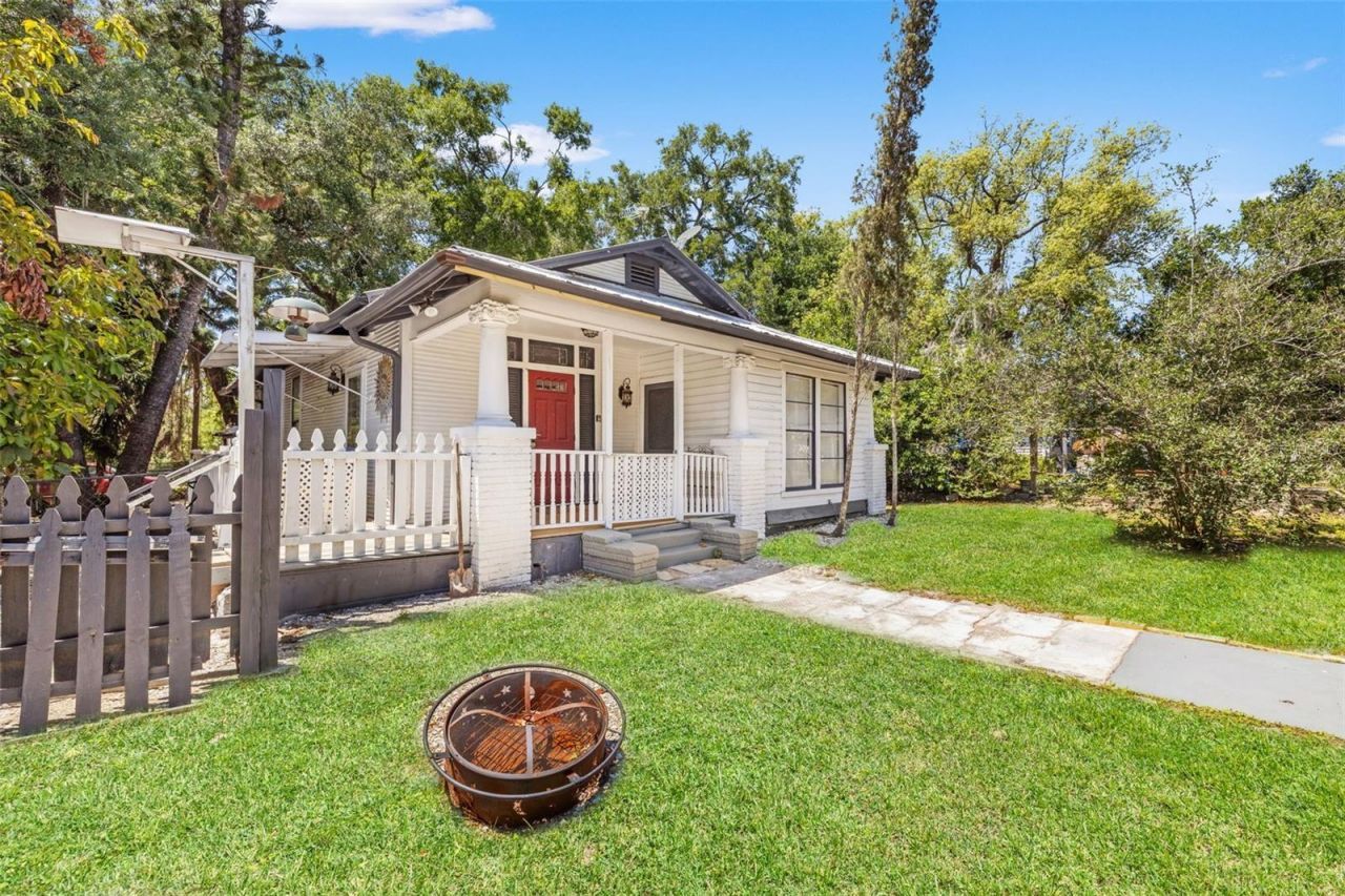 7902 N 12th Street , Tampa, FL 33604 Photo