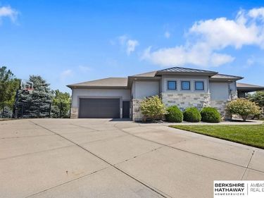 5507 S 208 Circle , Elkhorn, NE 68022
