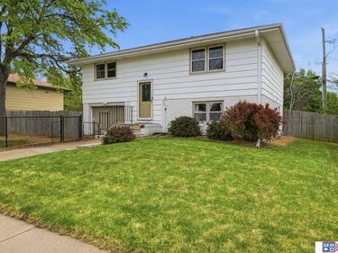 851 W Rose Street , Lincoln, NE 68522