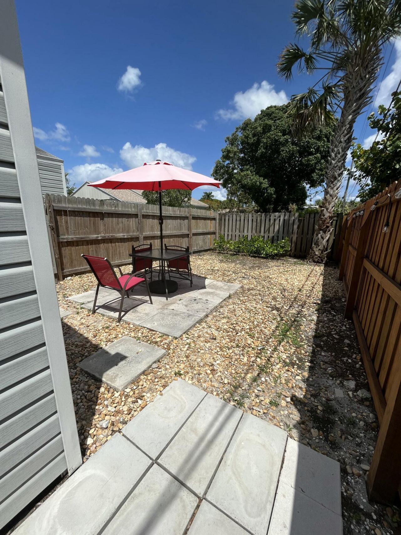 732 Highland Drive, West Palm Beach, FL 33405 Photo