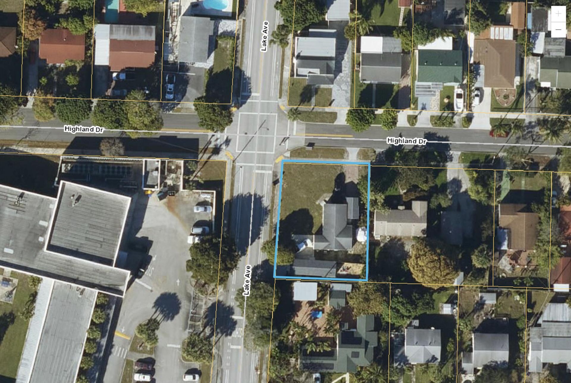 732 Highland Drive, West Palm Beach, FL 33405 Photo