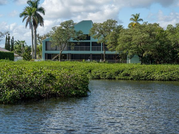 8902 SE Marina Bay Drive, Hobe Sound, FL 33455