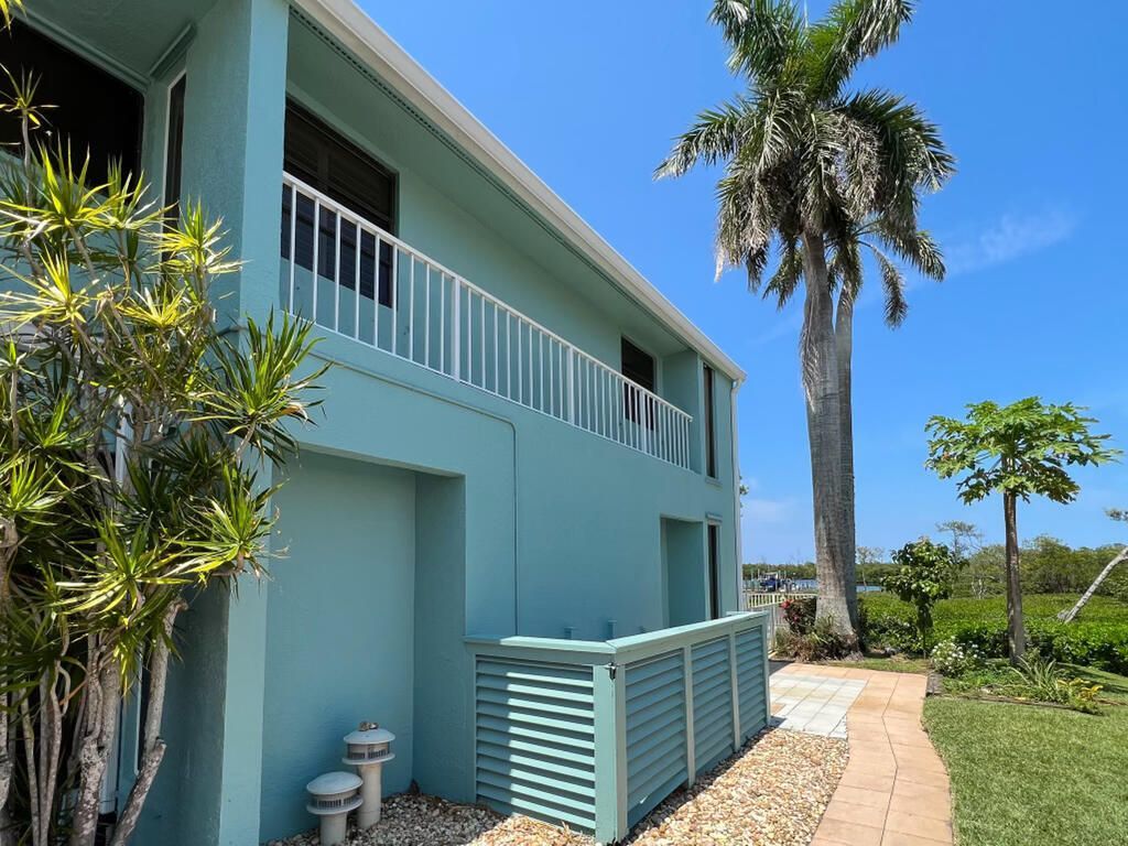 8902 SE Marina Bay Drive, Hobe Sound, FL 33455 Photo