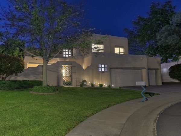 10037 Barrinson NE, Albuquerque, NM 87111