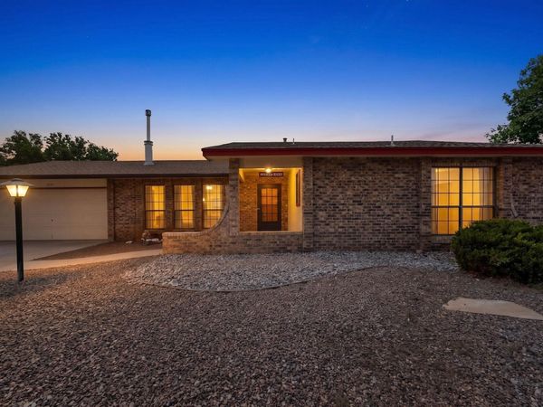 2655 Panorama Way SE, Rio Rancho, NM 87124