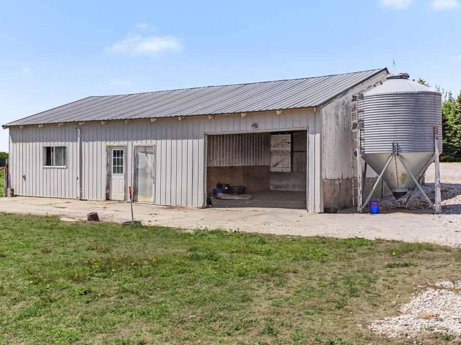 Property Image 32