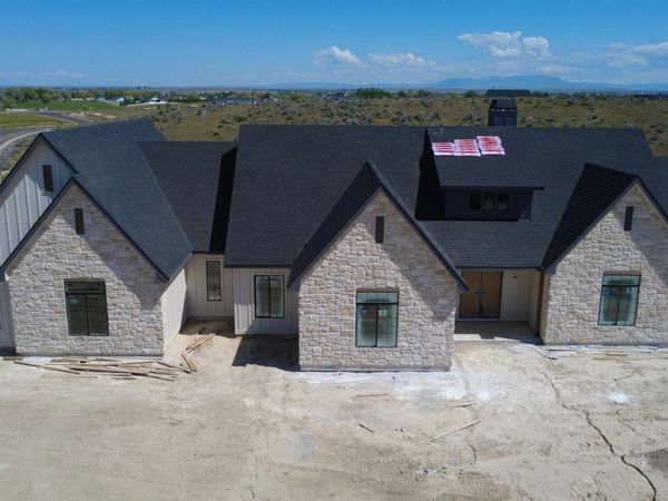 27502 Commerce Comet Way, Caldwell, ID 83607