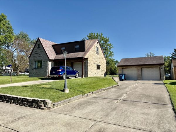 216 Berens Street , Dyer, IN 46311