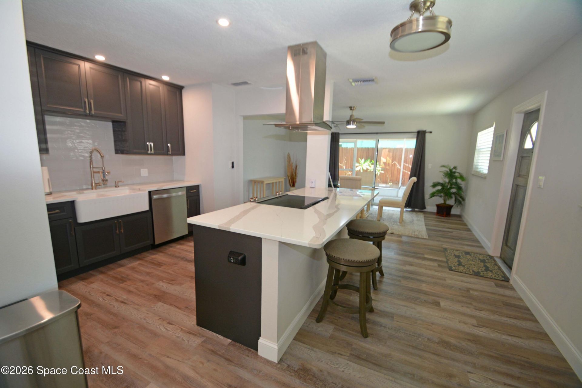 134 E Grant Avenue , Cocoa Beach, FL 32931 Photo