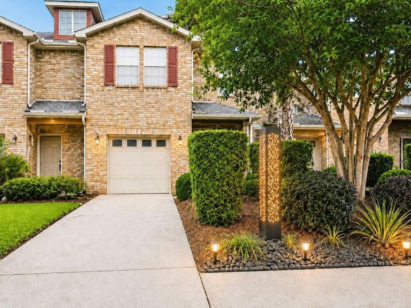 8862 Brown Pelican Circle, Navarre, FL 32566