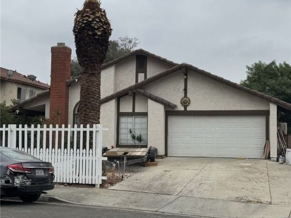 25595 Cedarbrook, Moreno Valley, CA 92553