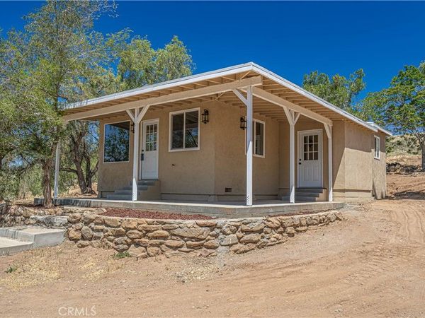 8709 Sierra Highway, Agua Dulce, CA 91390