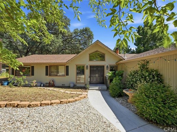 18670 Maple Leaf Court, Hidden Valley Lake, CA 95467