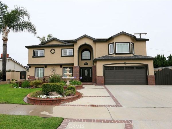8795 La Roca, Fountain Valley, CA 92708