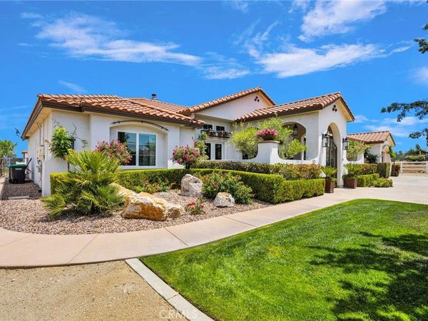 8311 Macron, Oak Hills, CA 92344