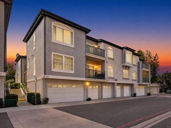 8615 Via Mallorca, Unit B, La Jolla, CA 92037