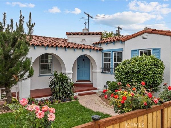 1045 N Alexandria, Los Angeles, CA 90029