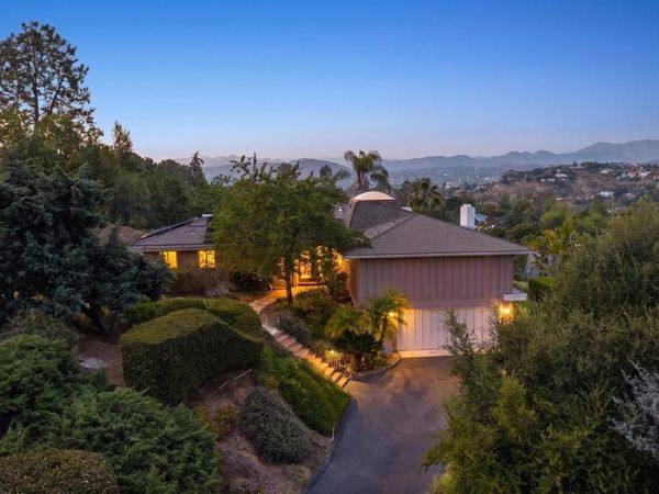 11238 ROLLING HILLS DR, El Cajon, CA 92020