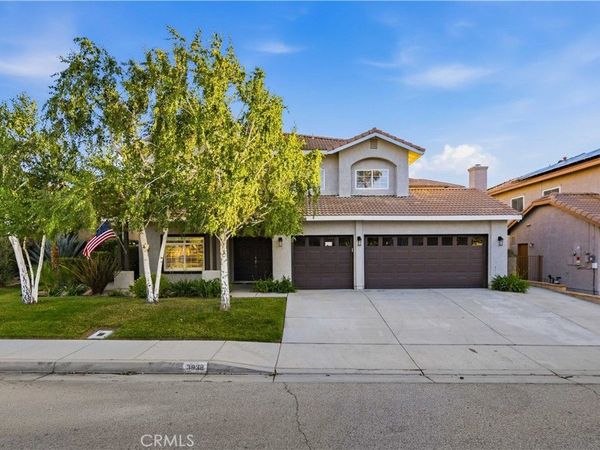 3938 Sungate, Palmdale, CA 93551