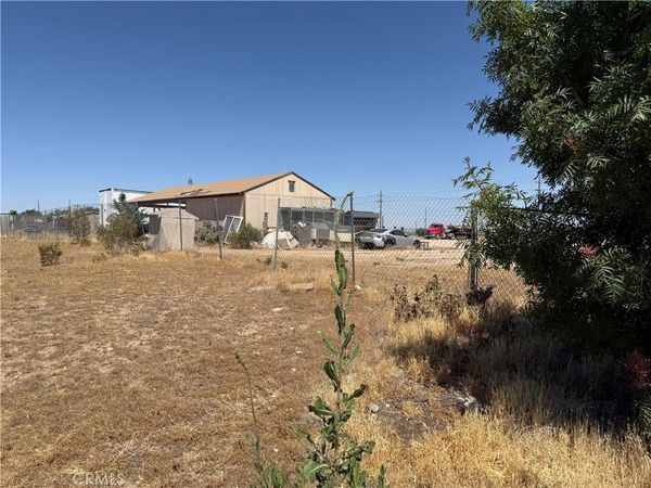 13035 Seneca Road, Victorville, CA 92392