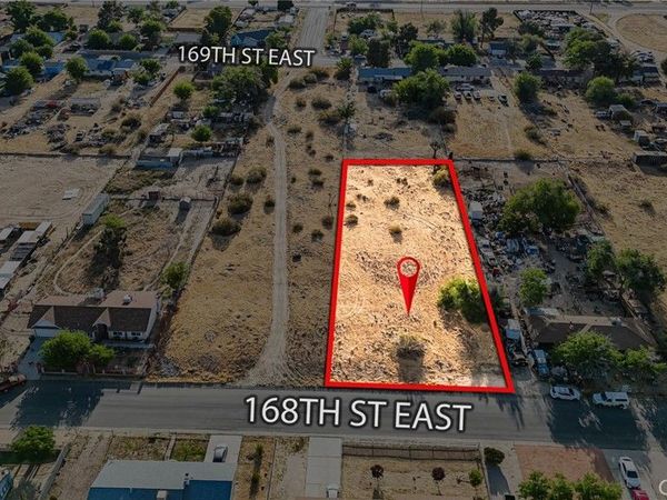 40582 168th Street E, Lake Los Angeles, CA 93535