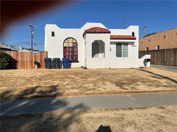 44624 Cedar Avenue, Lancaster, CA 93534