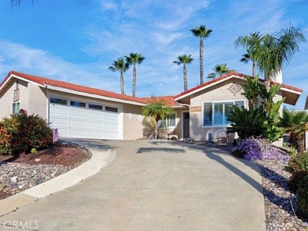 30820 Early Round, Canyon Lake, CA 92587