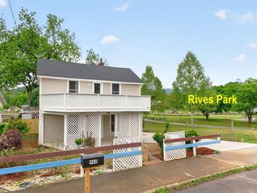 908 RIVES ST , Charlottesville, VA 22902