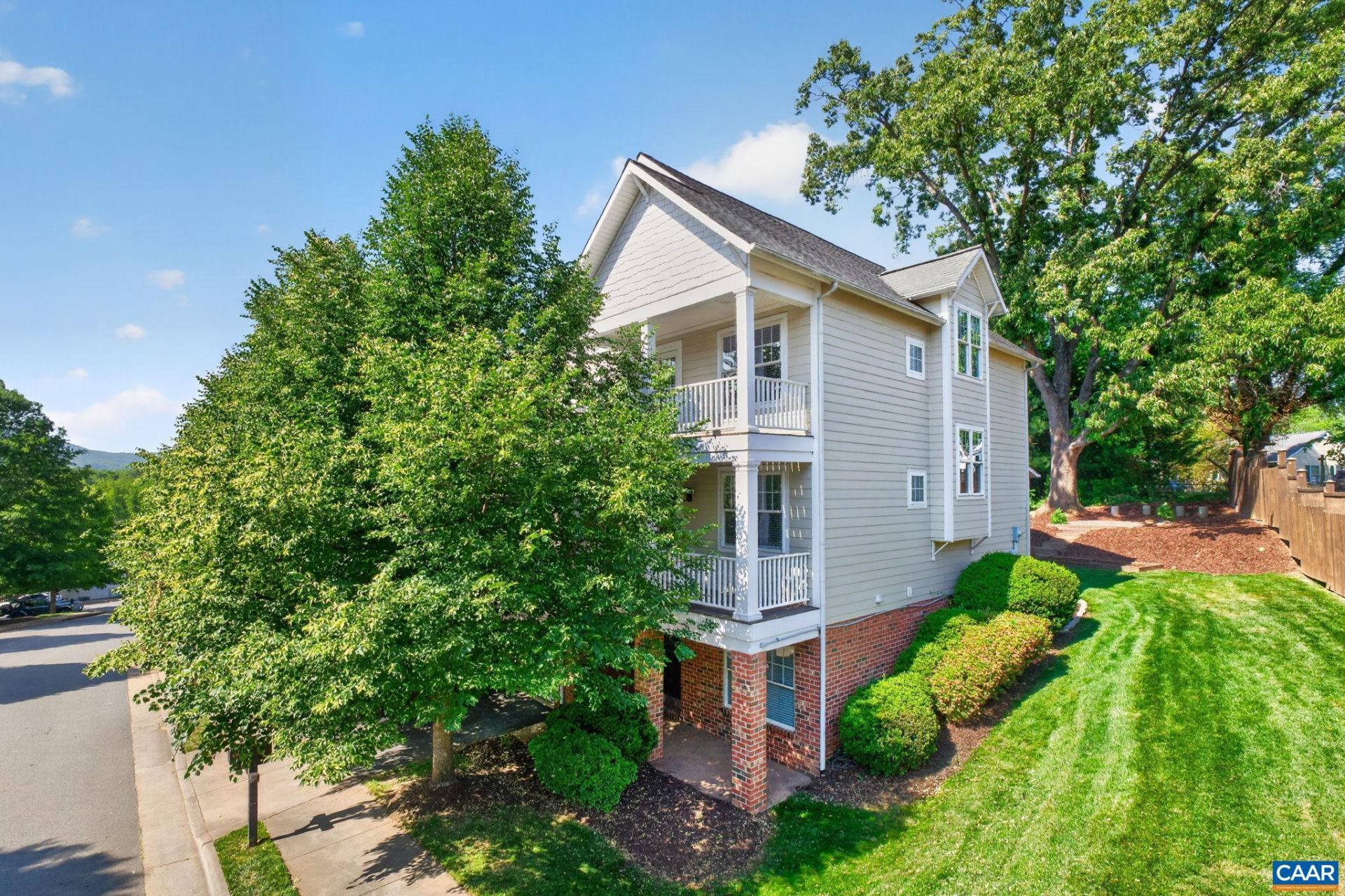 217 Brookwood Dr, Charlottesville, VA 22902 Main Photo