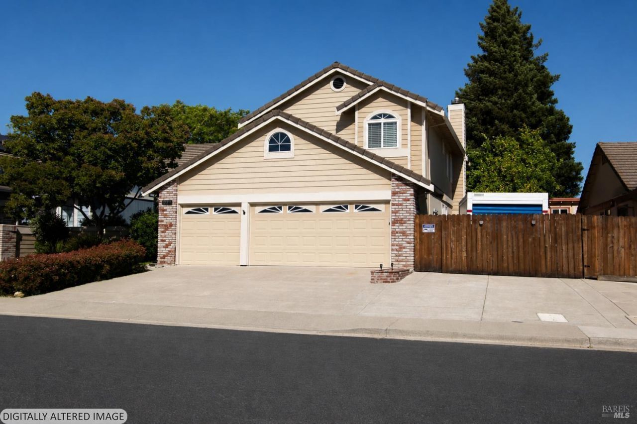 307 Bluebell Court, Vacaville, CA 95687 Main Photo