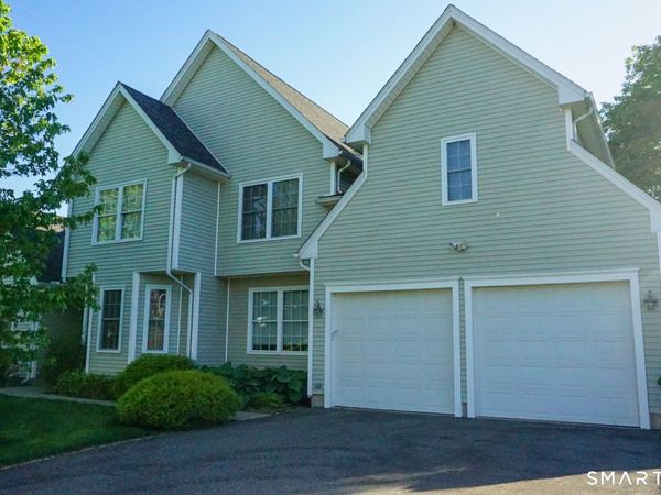 33 Knoll Ridge, Middletown, CT 06457