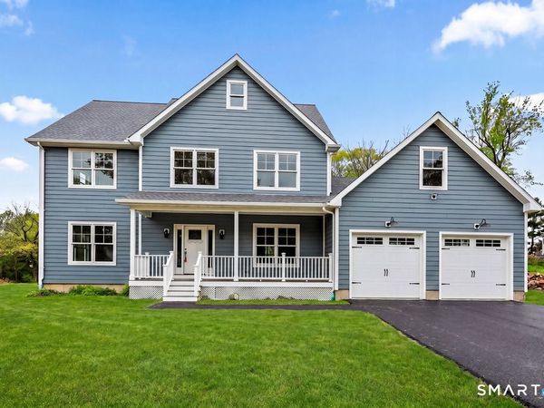 8 Ridgewood Club, Prospect, CT 06712