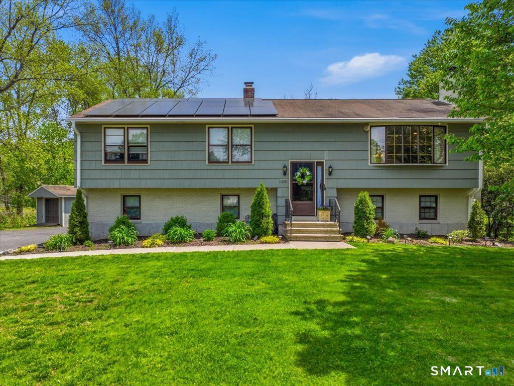 128 Spring, North Haven, CT 06473 Main Photo