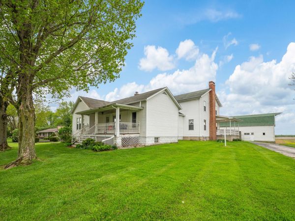 16686 Cleveland Avenue, Galien, MI 49113