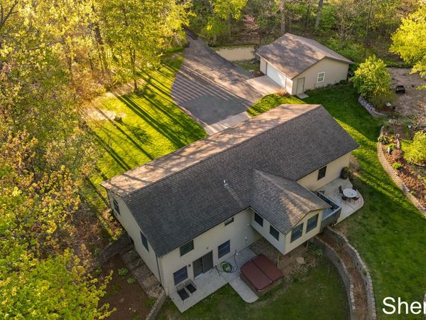 7861 S West County Line Road, Greenville, MI 48838