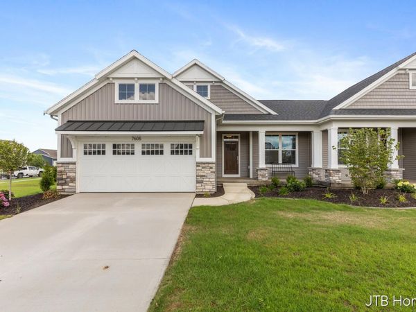 7605 Brook Villa South, Unit 135, Allendale, MI 49401