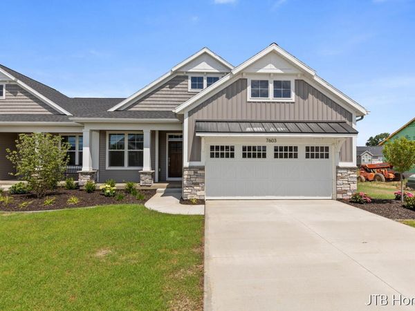 7603 Brook Villa South, Unit 136, Allendale, MI 49401