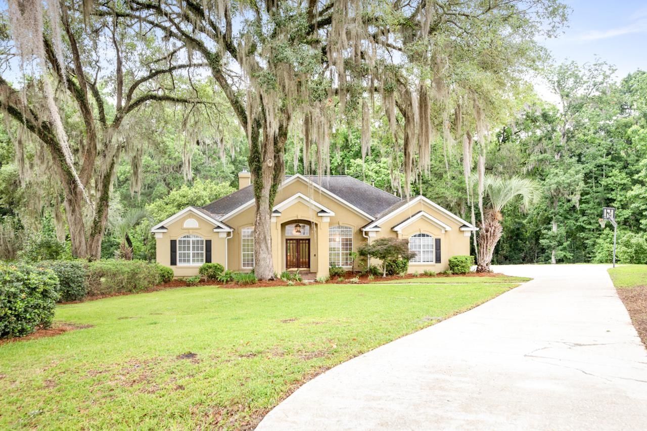 515 Meadow Ridge Court, Tallahassee, FL 32312 Main Photo