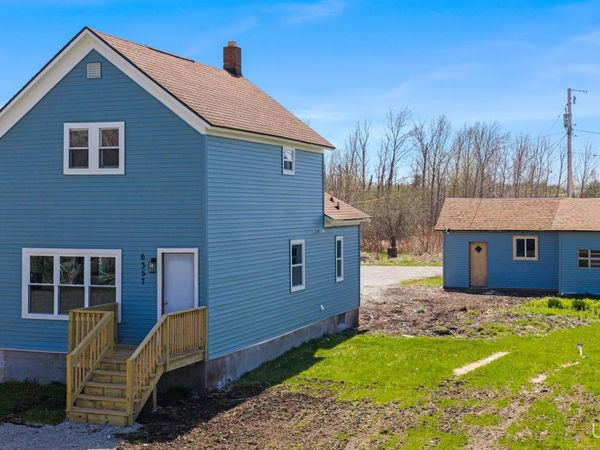 6357 S 2nd Street, Wells Twp, MI 49894