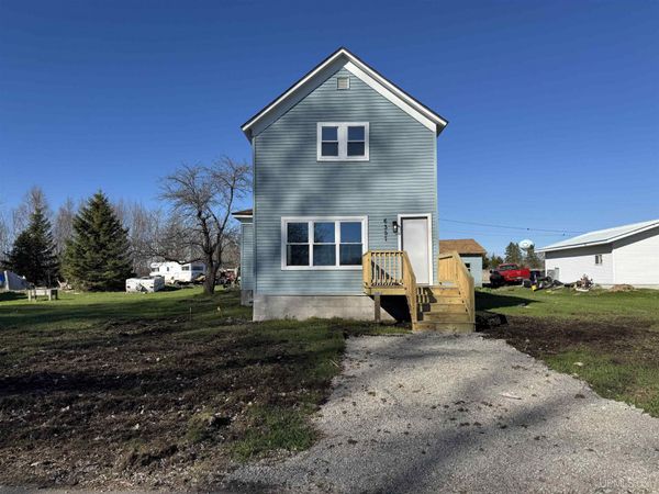 6357 S 2nd Street, Wells Twp, MI 49894