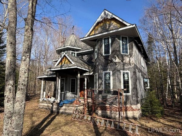 625 Holli Blue Road, Michigamme Twp, MI 49814
