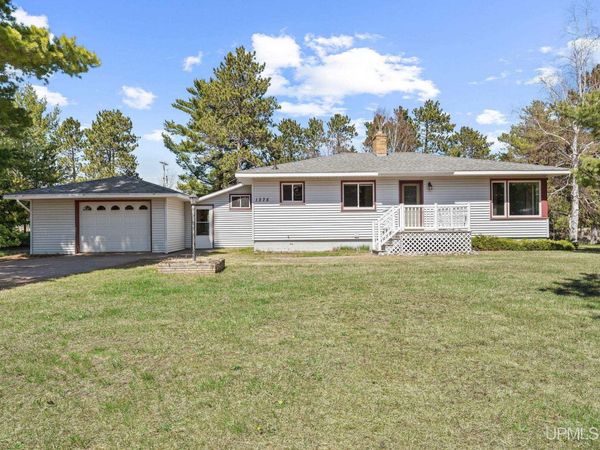 1375 E M28 Highway, Chocolay Twp, MI 49855