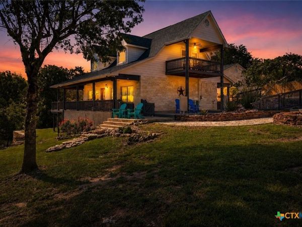 9859 Hodge Canyon Drive, Salado, TX 76571